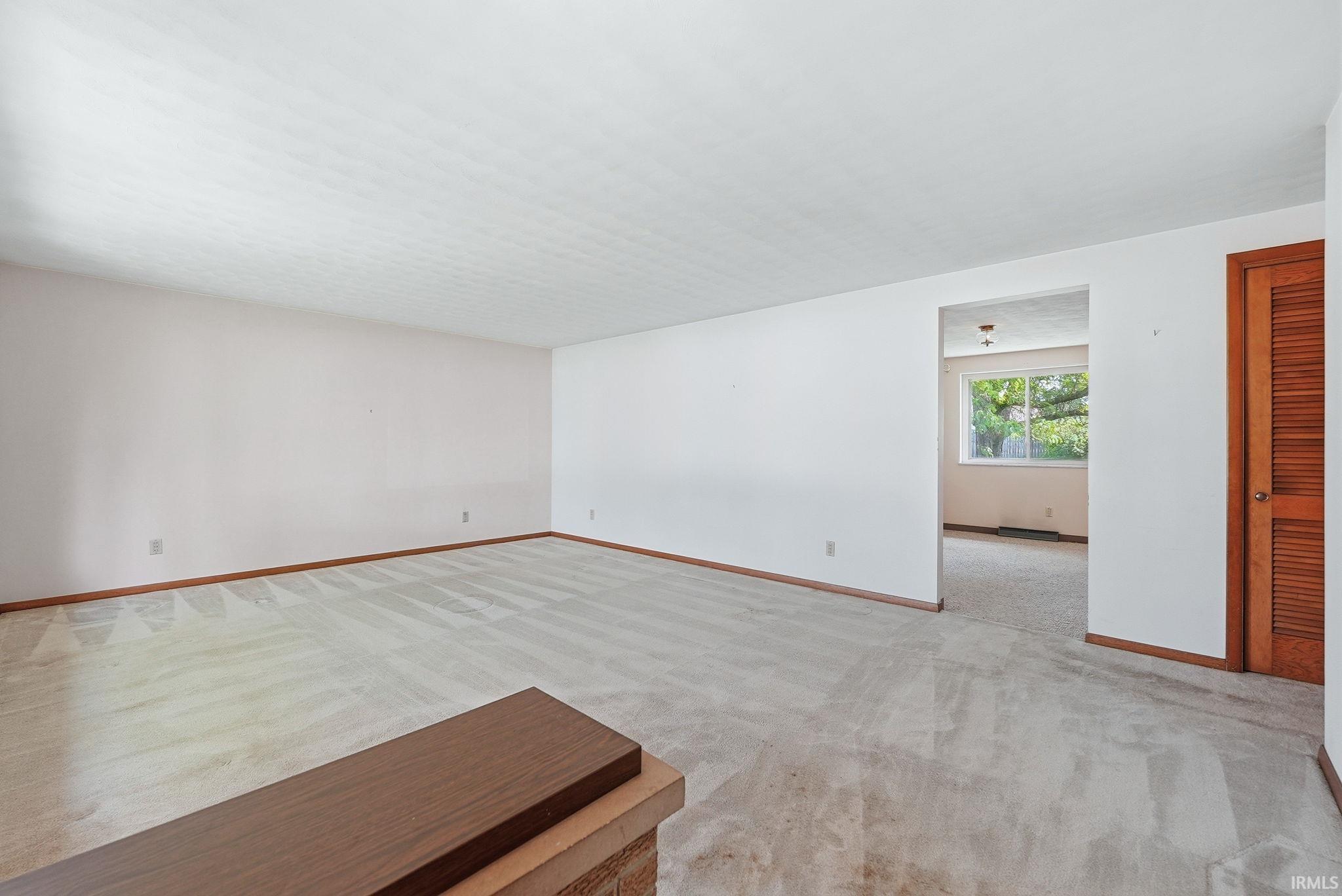 2710 Reed Road Fort Wayne, IN 46815 - Photo 7 of 34