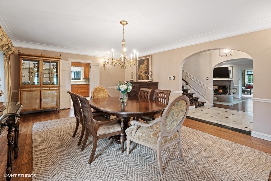 6157 North Kilpatrick Avenue Chicago, IL 60646 - Photo 13 of 40