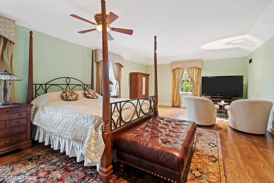 6157 North Kilpatrick Avenue Chicago, IL 60646 - Photo 17 of 40