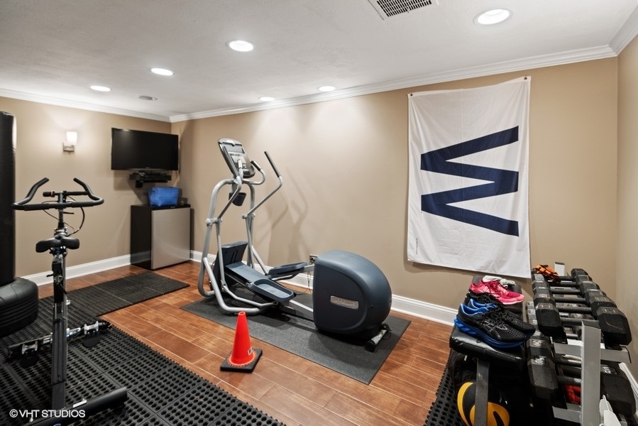 6157 North Kilpatrick Avenue Chicago, IL 60646 - Photo 28 of 40