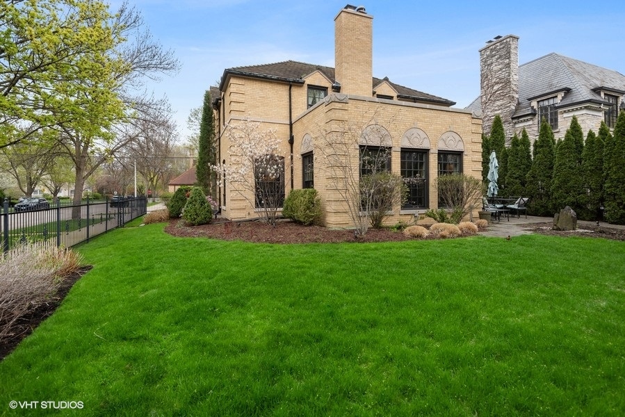 6157 North Kilpatrick Avenue Chicago, IL 60646 - Photo 35 of 40