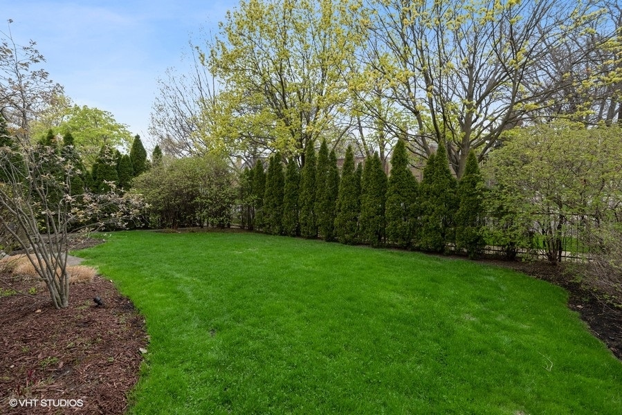 6157 North Kilpatrick Avenue Chicago, IL 60646 - Photo 36 of 40