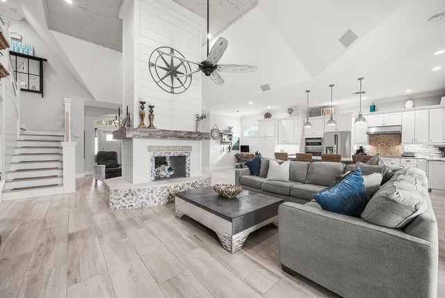 $4,999,000 | 906 Dolphin Drive, Jupiter, FL 33458