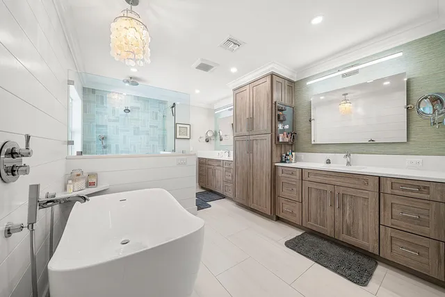 $4,999,000 | 906 Dolphin Drive, Jupiter, FL 33458