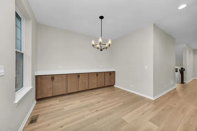 $3,375 | 30-w136 Wheeler Circle, Warrenville, IL 60563