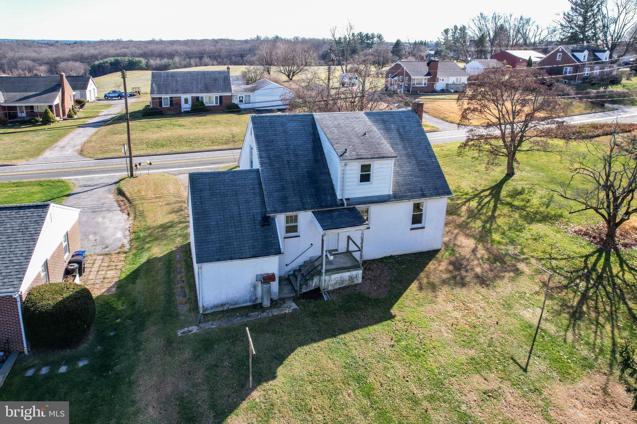 4210 Upper Beckleysville Road Hampstead, MD 21074 - Photo 3 of 47 Gallery Image 3