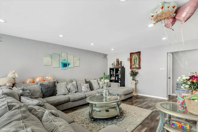 $350,000 | 2606 Ridge Road, Lansing, IL 60438