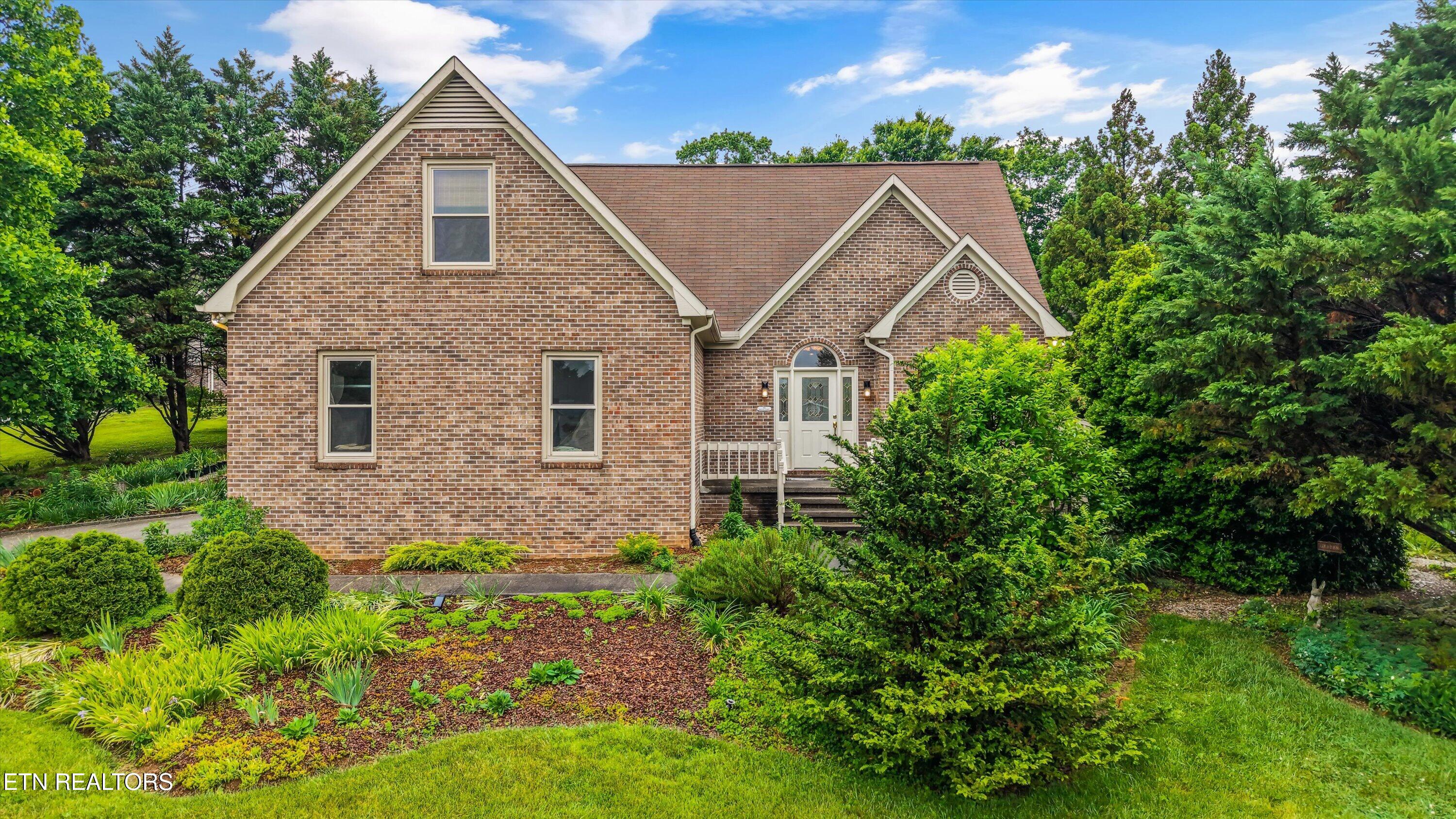 7824 Beckett Ridge Court Powell, TN 37849 - Photo 1 of 32 01-7824 Beckett Ridge Ct030