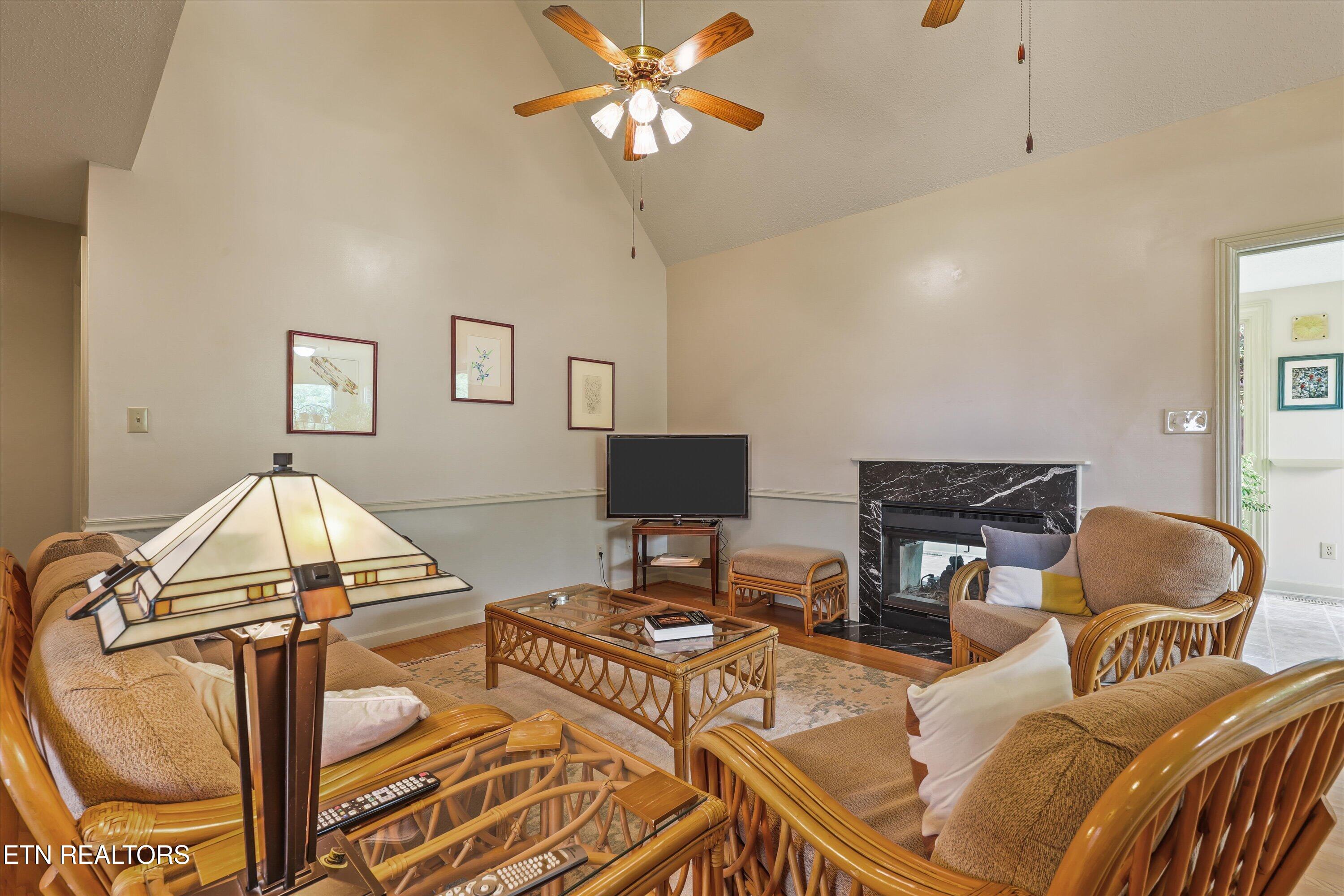7824 Beckett Ridge Court Powell, TN 37849 - Photo 11 of 32 11-7824 Beckett Ridge Ct022