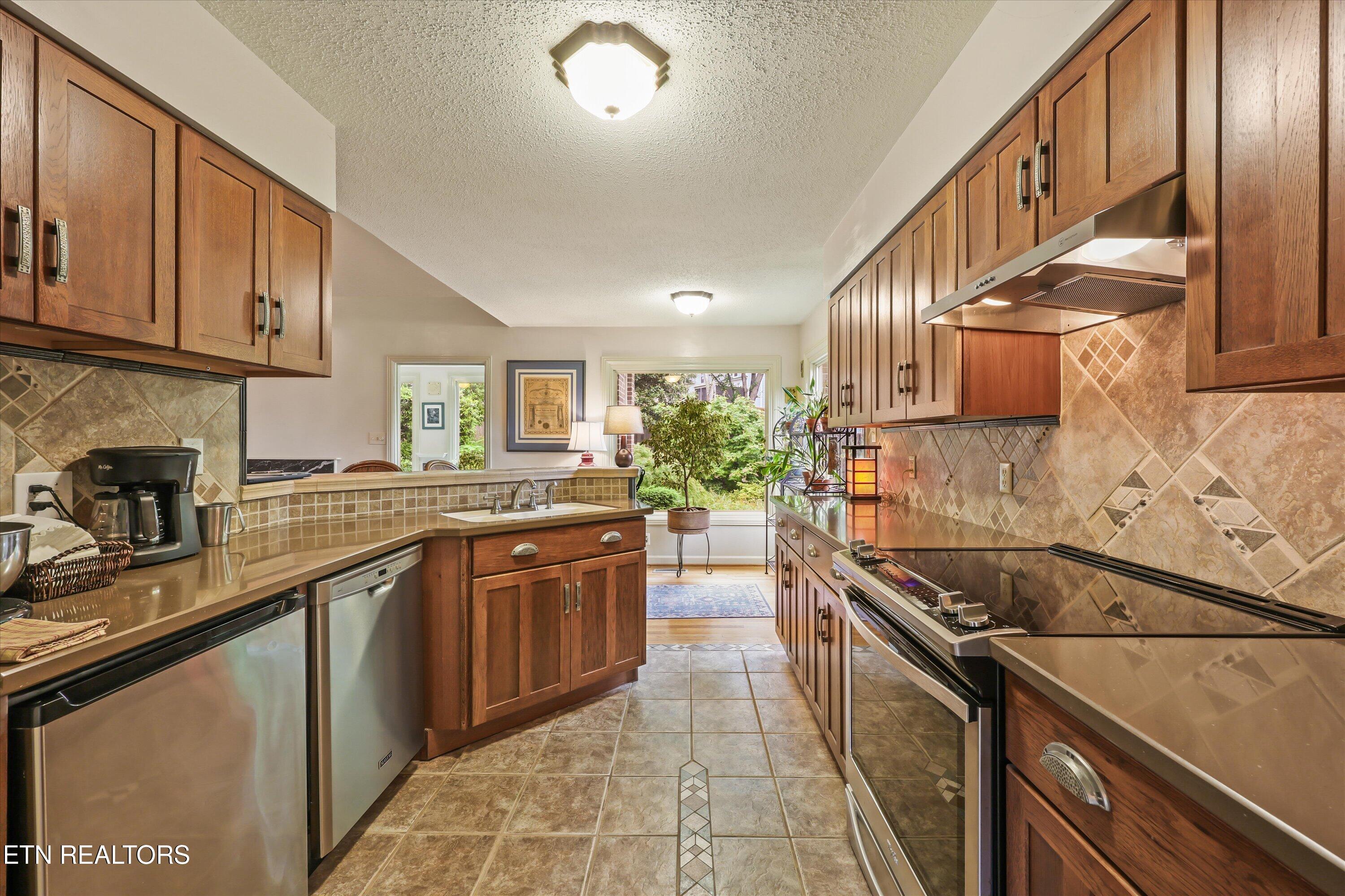 7824 Beckett Ridge Court Powell, TN 37849 - Photo 13 of 32 13-7824 Beckett Ridge Ct017