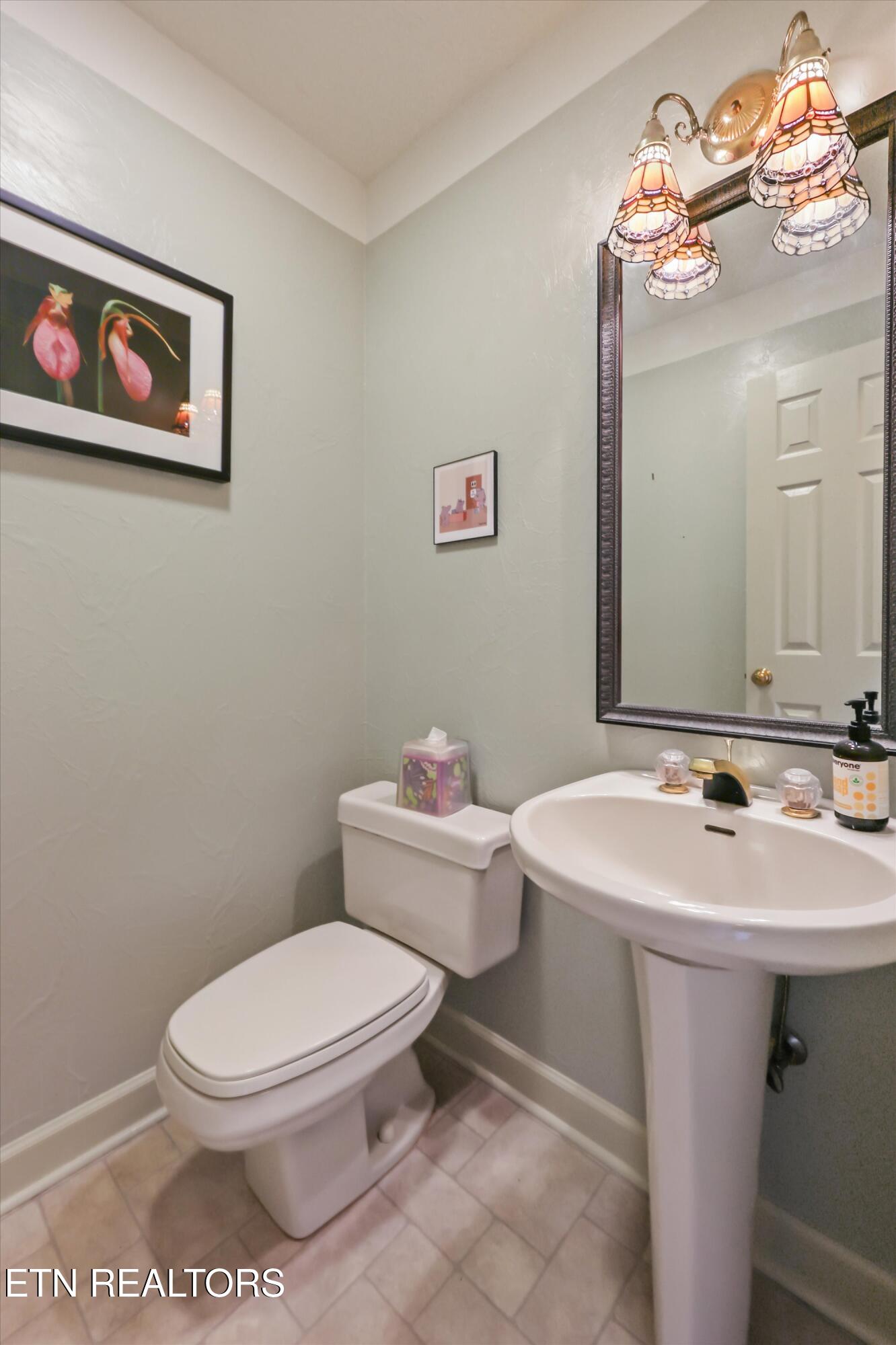 7824 Beckett Ridge Court Powell, TN 37849 - Photo 17 of 32 17-7824 Beckett Ridge Ct007