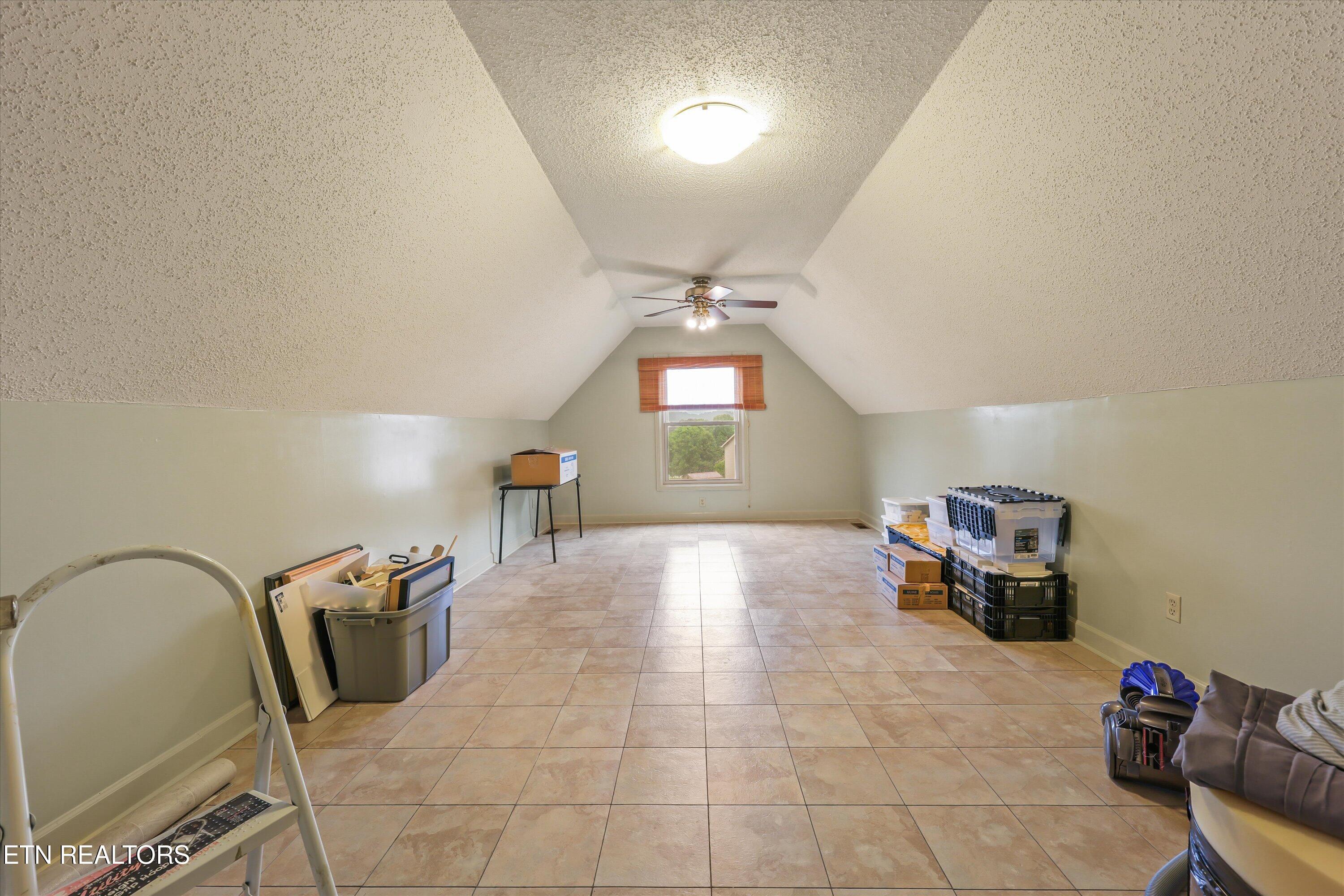 7824 Beckett Ridge Court Powell, TN 37849 - Photo 21 of 32 21-7824 Beckett Ridge Ct003