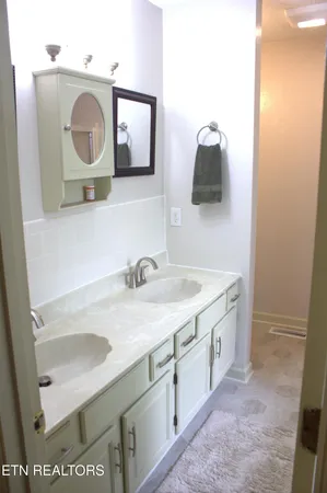 $479,000 | 7824 Beckett Ridge Court, Powell, TN 37849