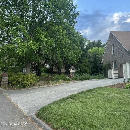 $479,000 | 7824 Beckett Ridge Court, Powell, TN 37849