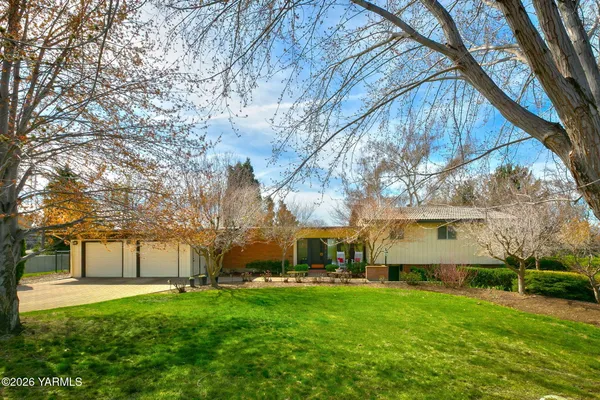 $675,000 | 4710 West Lincoln Avenue, Yakima, WA 98908