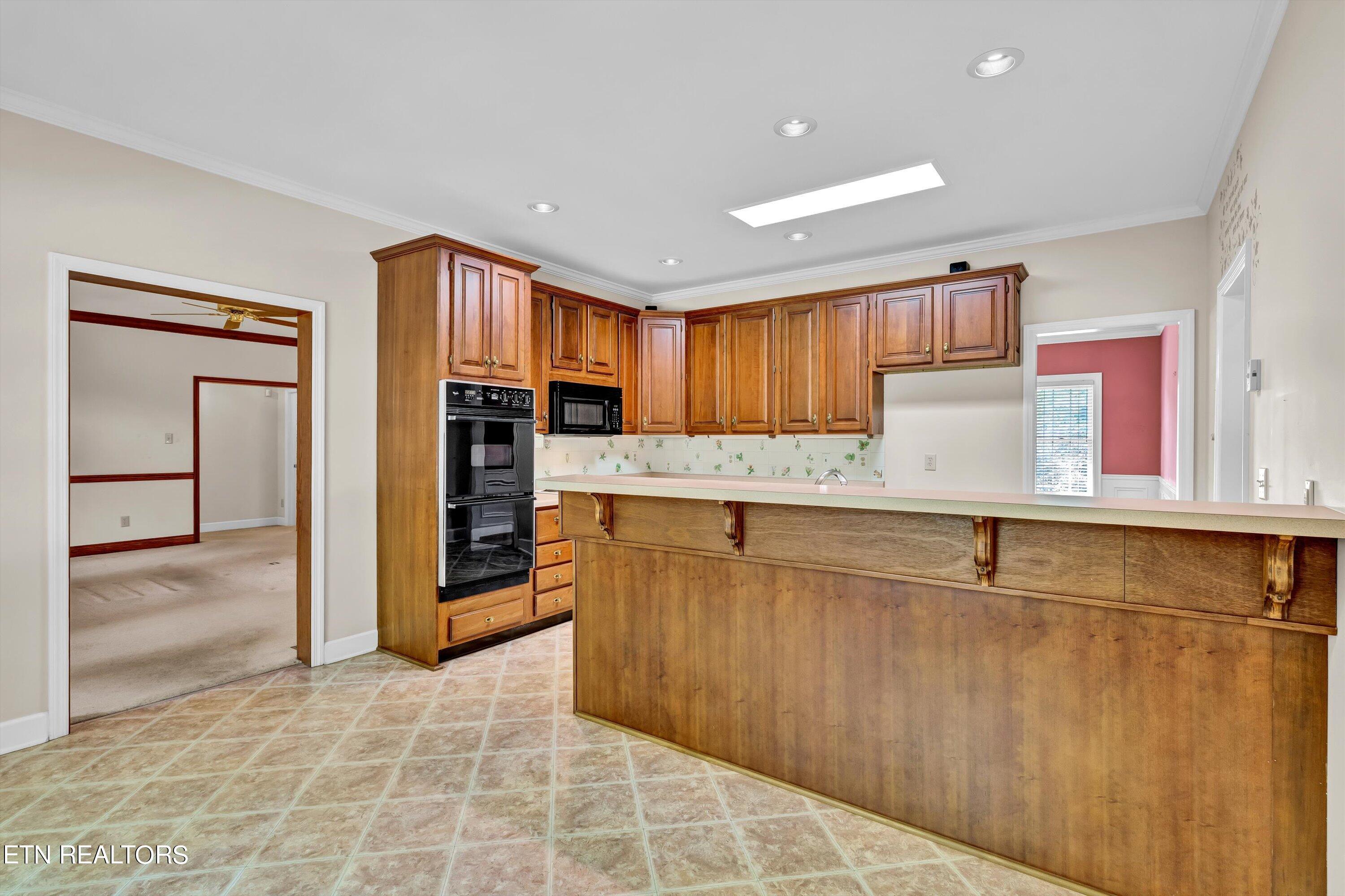 2020 Lyons Ridge Road Knoxville, TN 37919 - Photo 13 of 47 12-2020 Lyons Ridge Rd-12