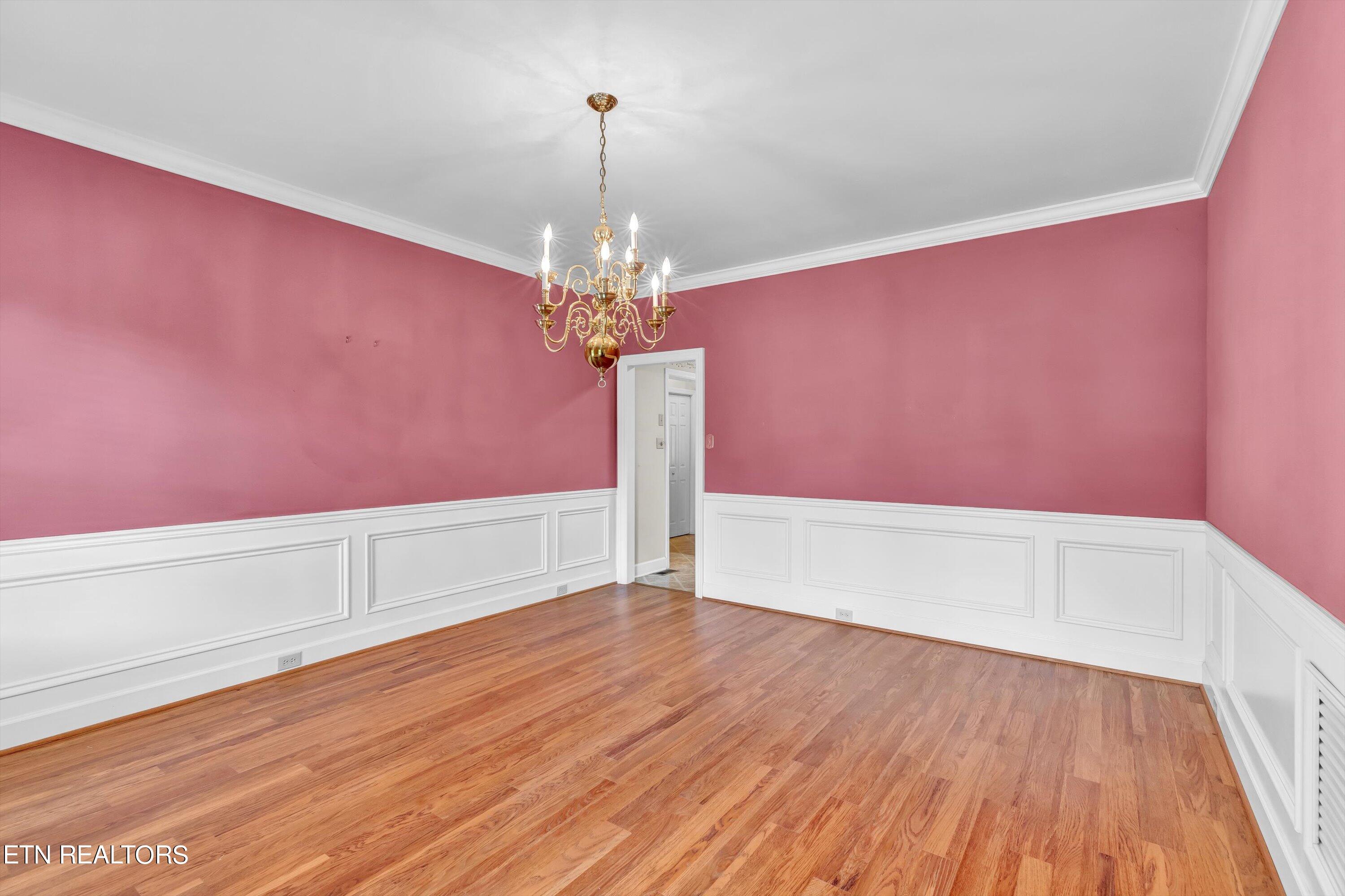 2020 Lyons Ridge Road Knoxville, TN 37919 - Photo 26 of 47 20-2020 Lyons Ridge Rd-20