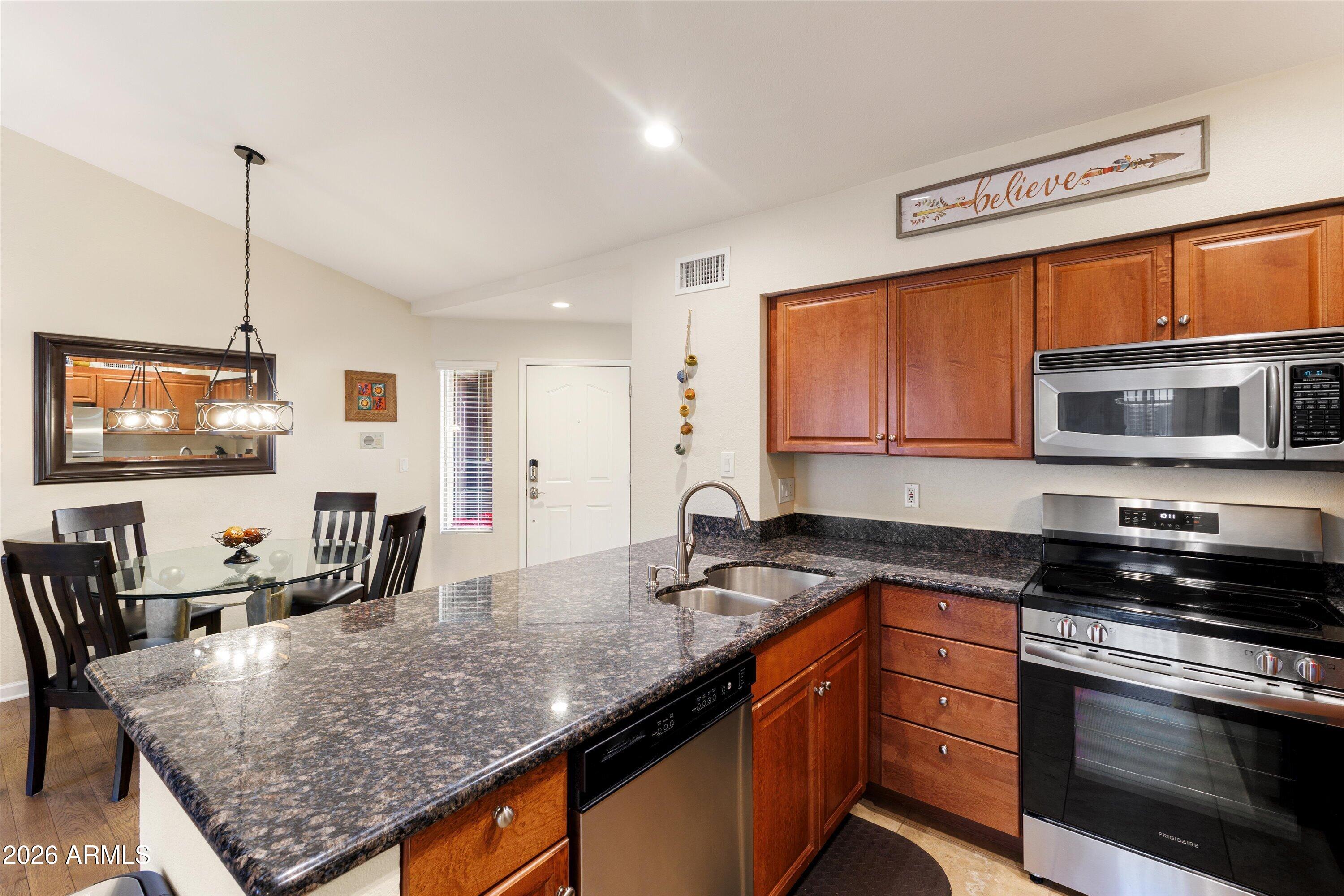 4848 North 36th Street, Unit 214 Phoenix, AZ 85018 - Photo 16 of 40 18-4848 N 36th St unit 214, Phoenix, AZ,