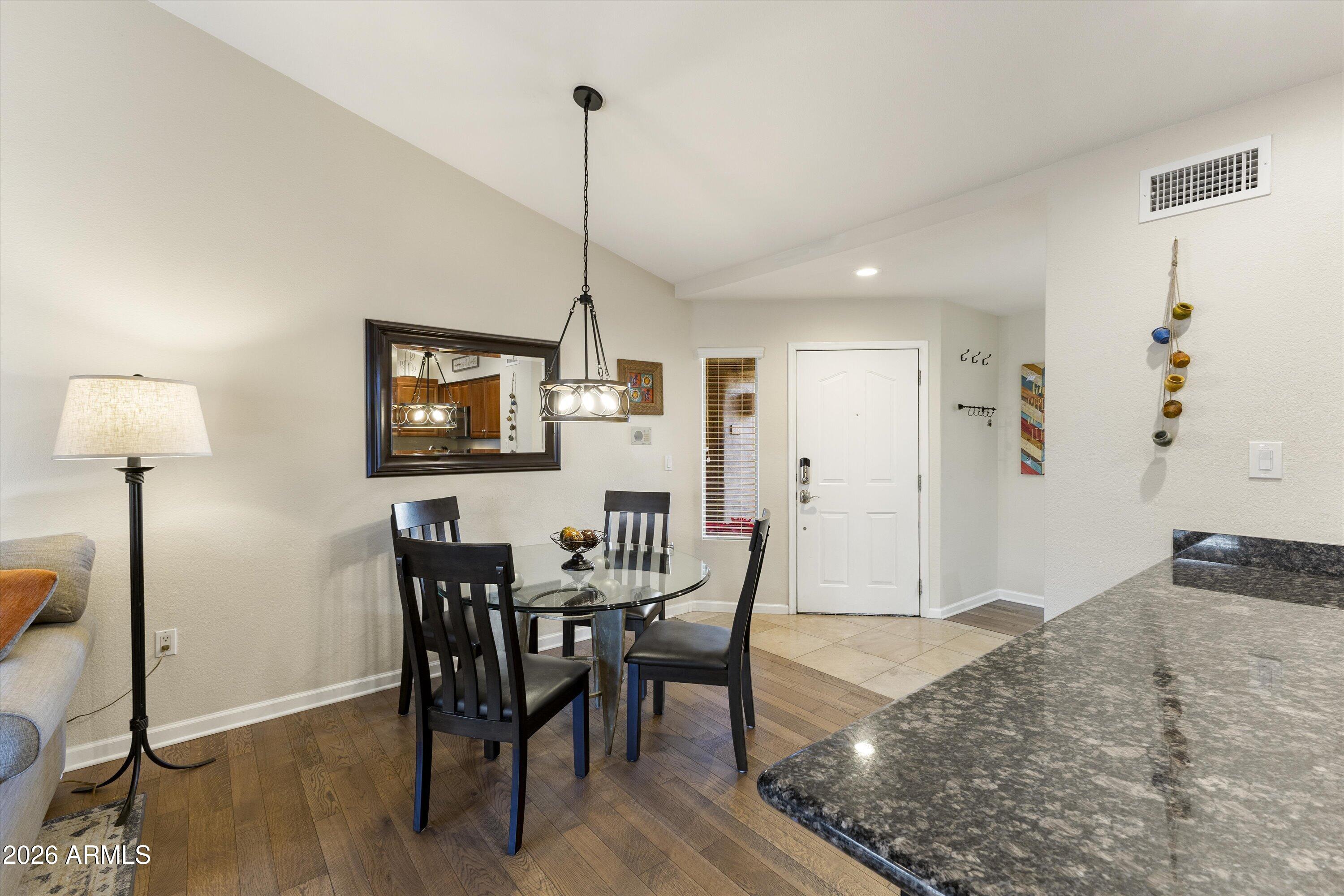 4848 North 36th Street, Unit 214 Phoenix, AZ 85018 - Photo 6 of 40 08-4848 N 36th St unit 214, Phoenix, AZ,