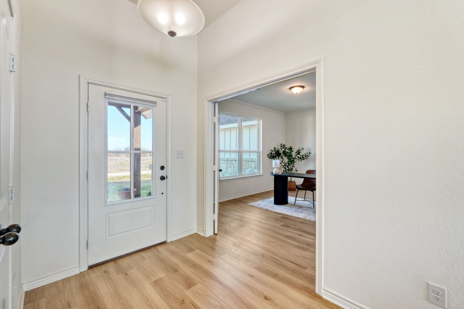 1642 Scull Road San Marcos, TX 78666 - Photo 12 of 31 Welcoming entry that opens to the dedicated office, perfect for working from home.