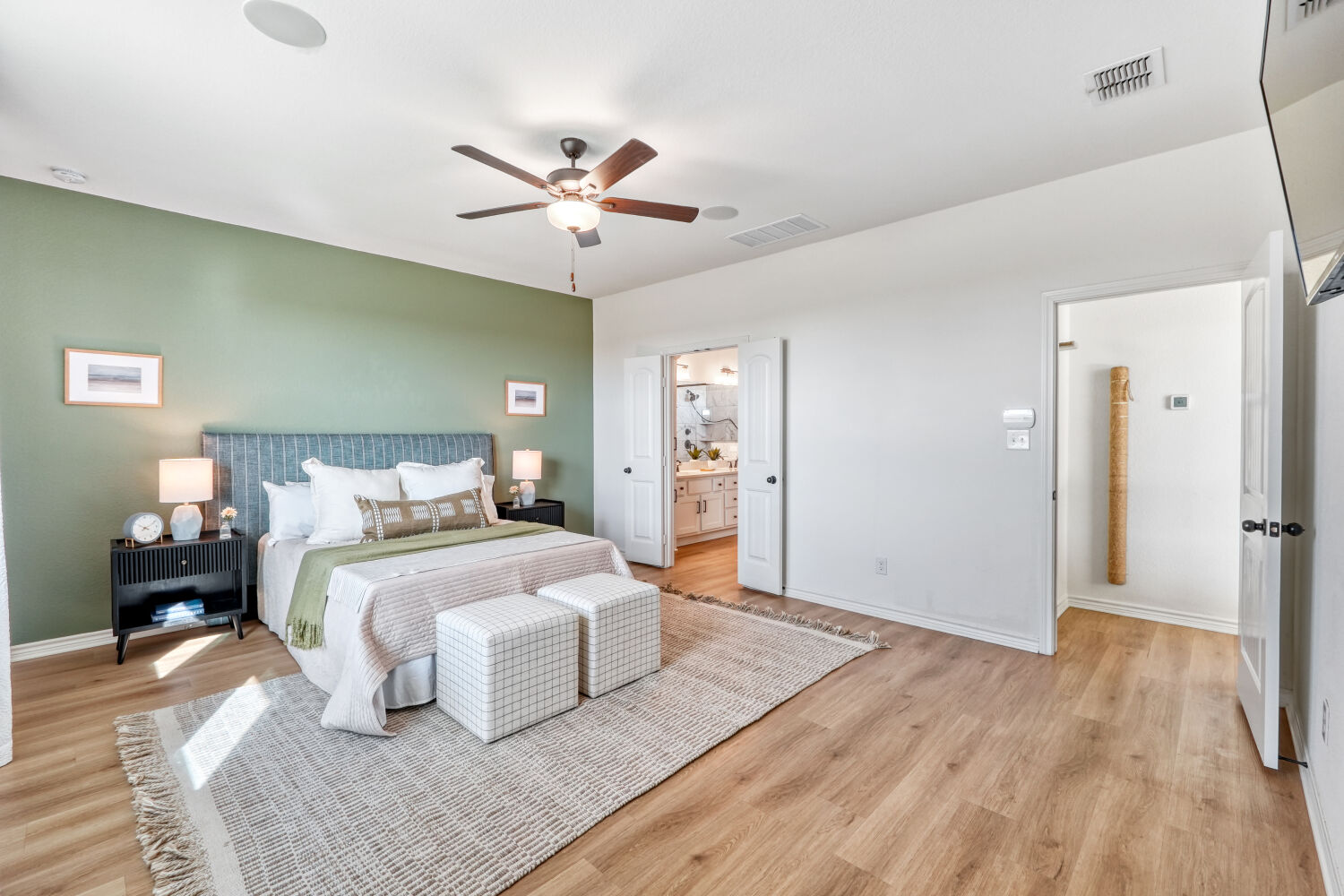 1642 Scull Road San Marcos, TX 78666 - Photo 15 of 31 Room to relax.