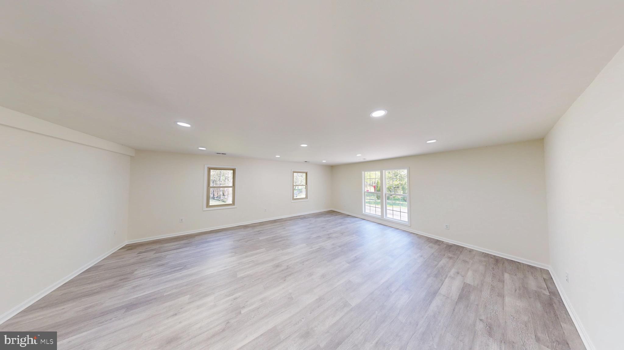 729 West Watersville Road Mount Airy, MD 21771 - Photo 12 of 42 HUGE GREAT ROOM