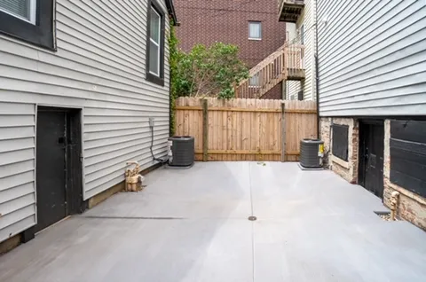 $789,000 | 1425 West 16th Street, Chicago, IL 60608