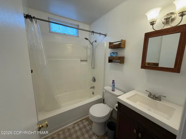 $299,900 | 176 Birch Drive, Blakeslee, PA 18610