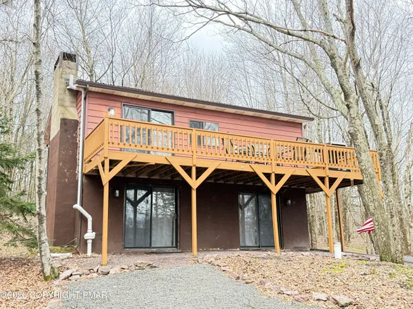 $299,900 | 176 Birch Drive, Blakeslee, PA 18610