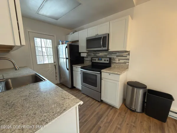 $299,900 | 176 Birch Drive, Blakeslee, PA 18610