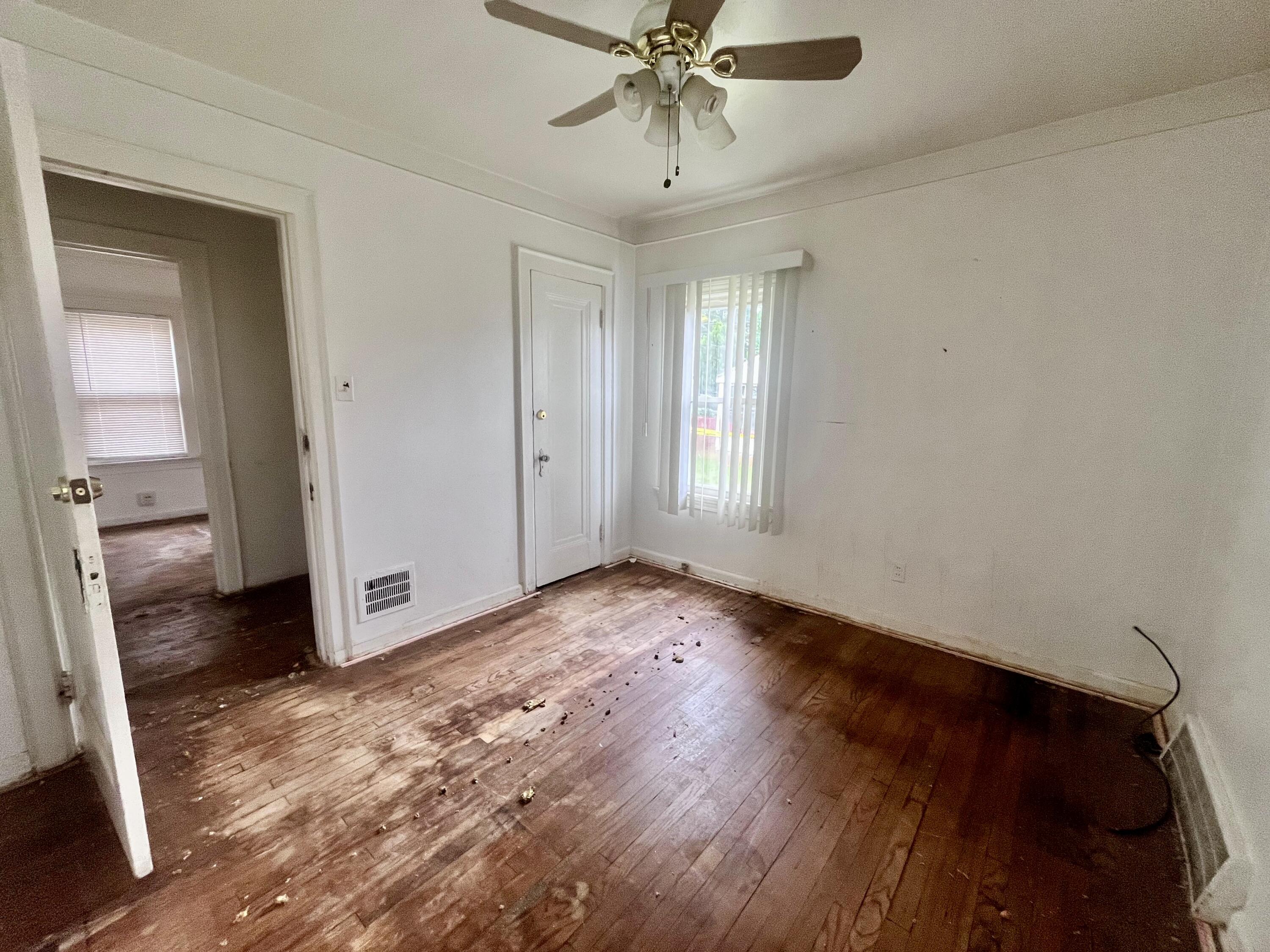 19249 Marx Street Detroit, MI 48203 - Photo 12 of 20 20260520_151516000_iOS 3