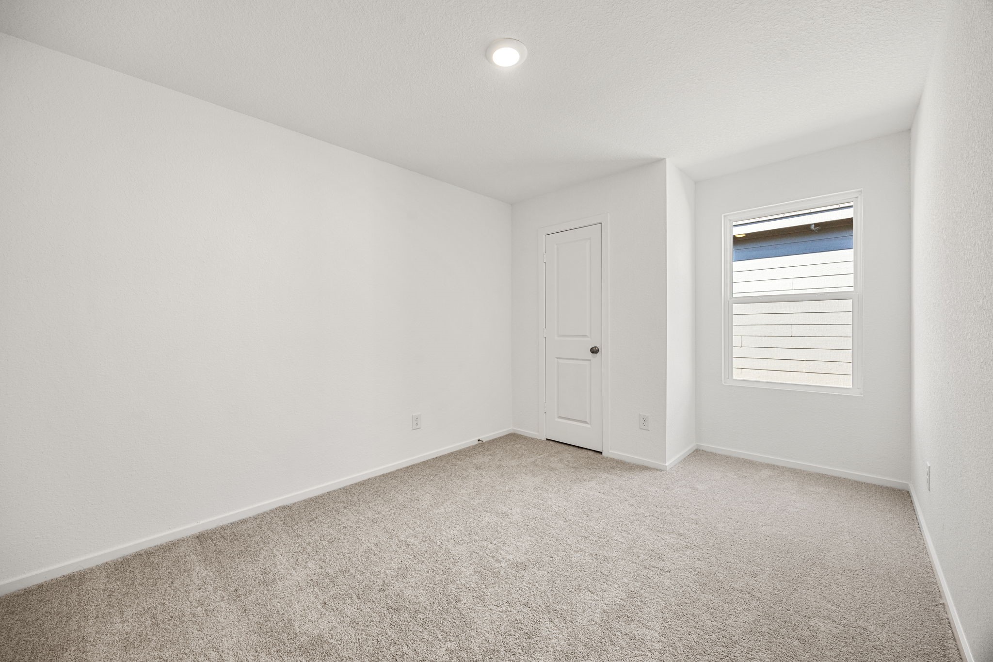 31433 Moore Road Magnolia, TX 77354 - Photo 17 of 25 an empty room with windows