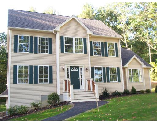 10 Lane's Ten Acres Road Merrimac, MA 01860 - Photo 2 of 25 Gallery Image 2