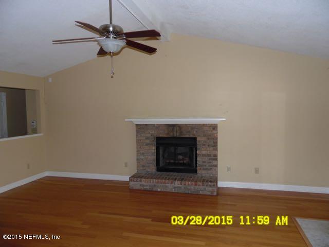 2080 Derringer Road Jacksonville, FL 32225 - Photo 5 of 28 Family Room
