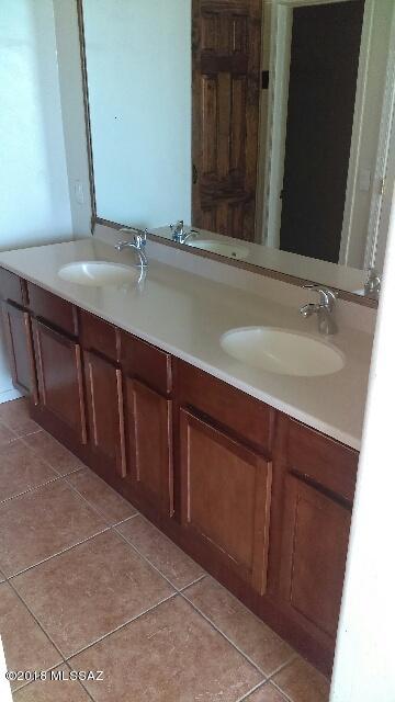 129 Alemania Court Rio Rico, AZ 85648 - Photo 12 of 14