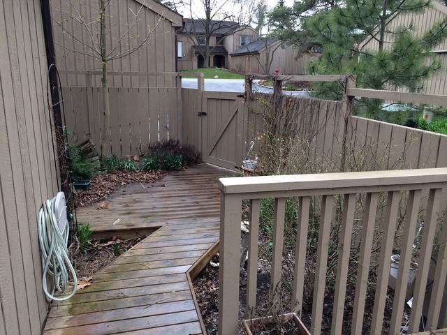 305 Shoreline Road, Unit 305 Lake Barrington, IL 60010 - Photo 22 of 23 a balcony with wooden floor