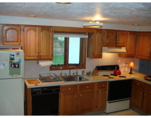 11 Loud Road Holbrook, MA 02343 - Photo 15 of 19 Gallery Image 15