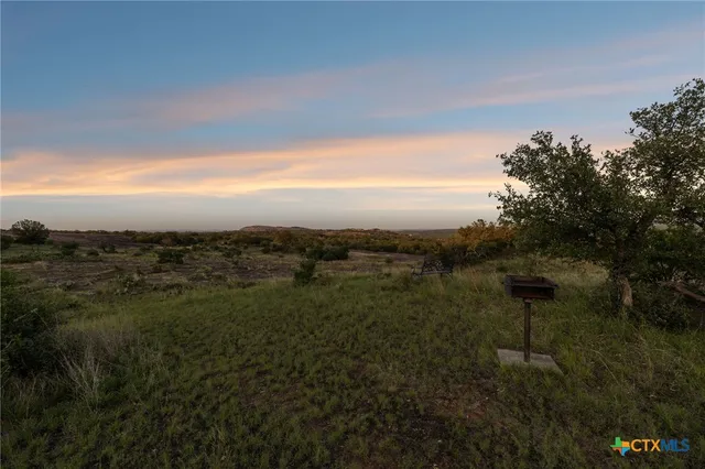 $1,600,000 | 1900 Granite Springs Drive, Fredericksburg, TX 78624