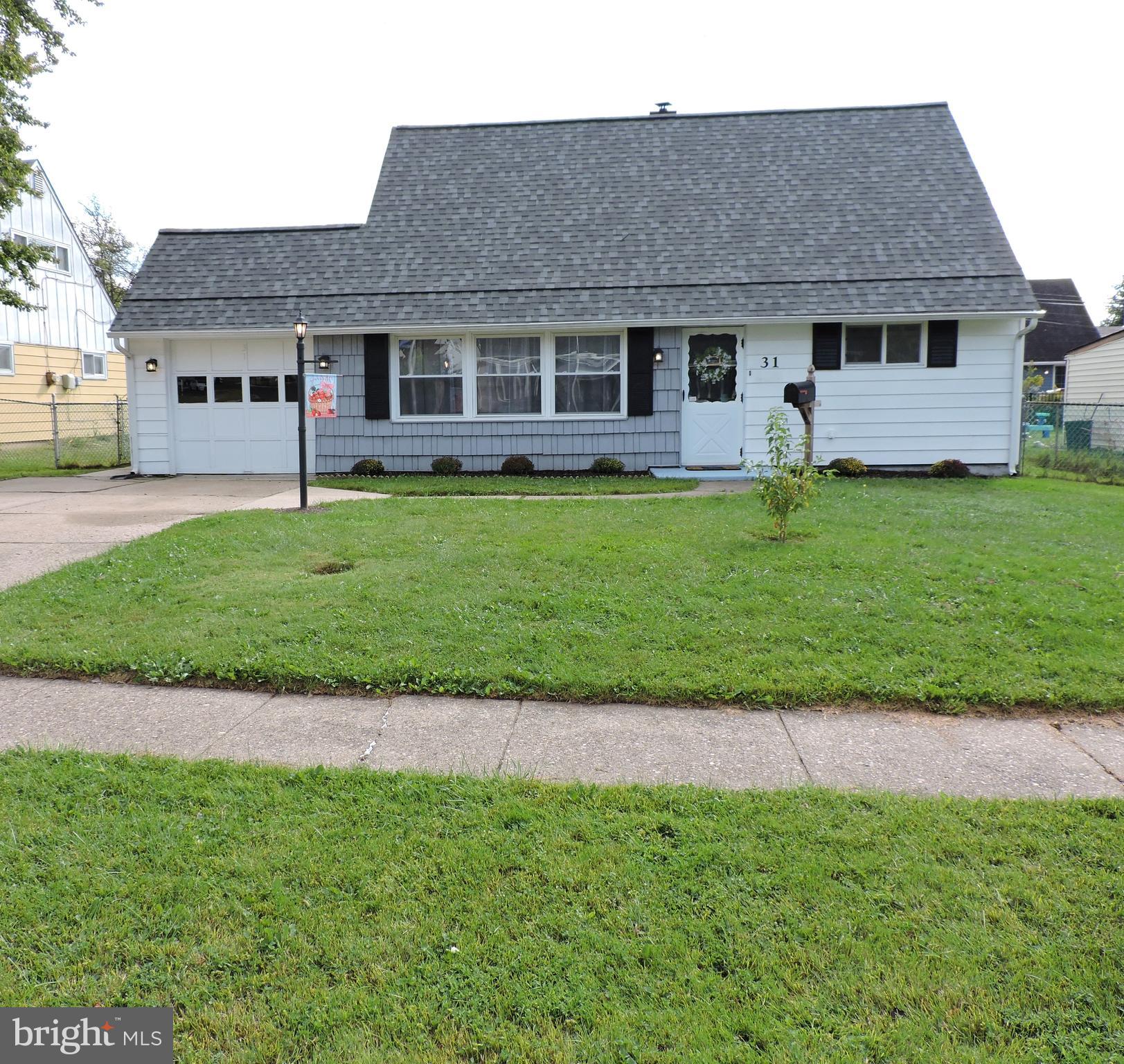 31 Mintleaf Road Levittown, PA 19056 - Photo 4 of 31 Gallery Image 4