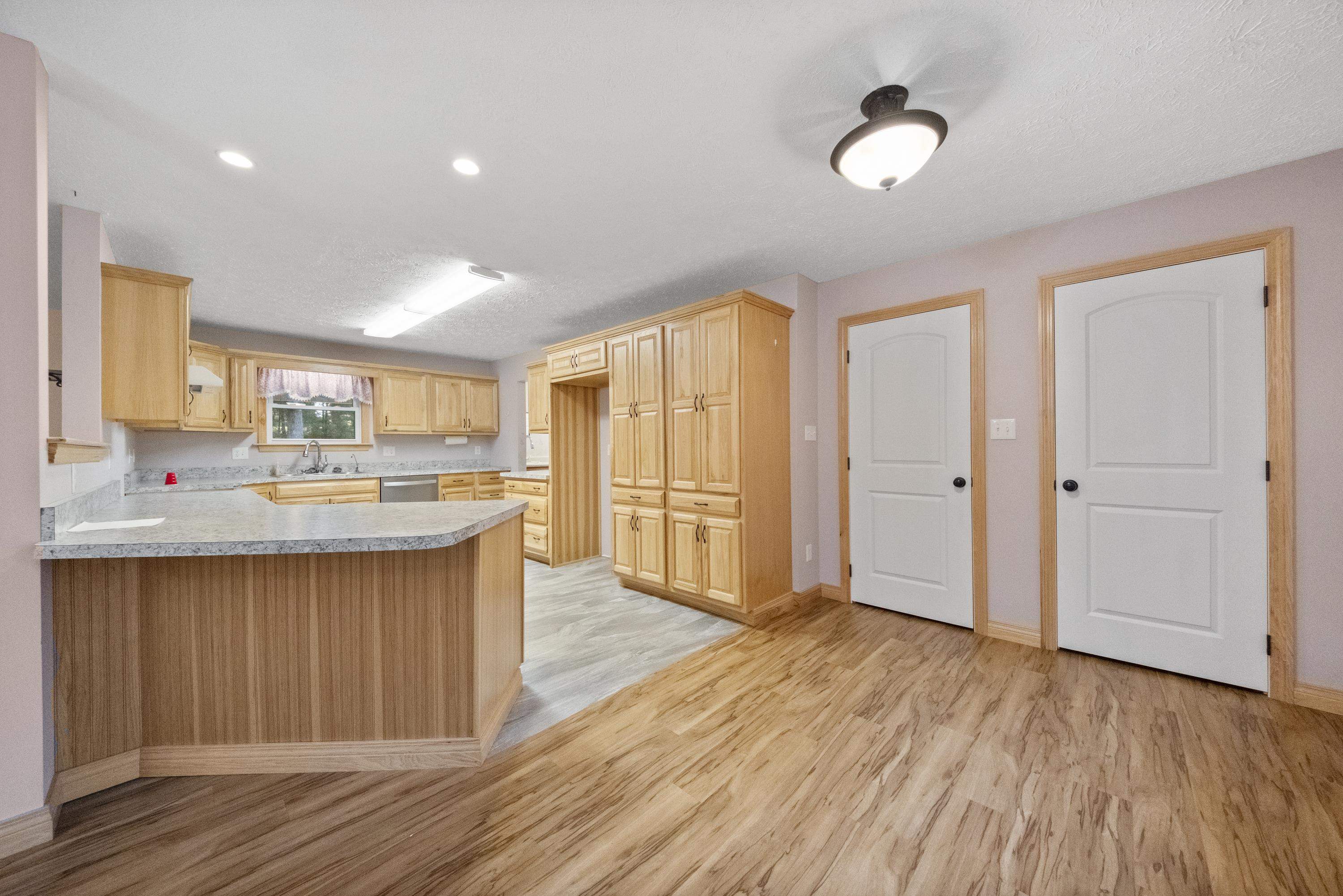 693 Fox Run Road Grayson, KY 41143 - Photo 15 of 49