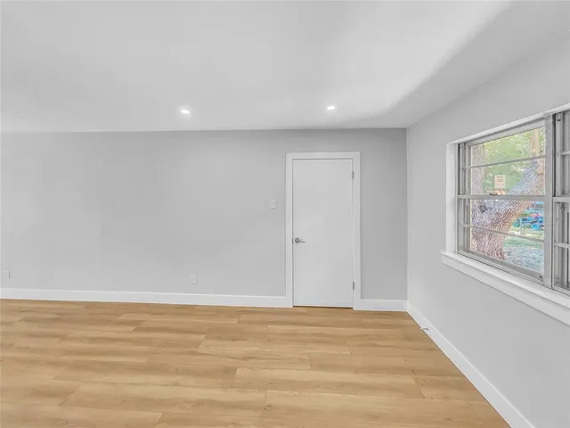 $270,000 | 2813 East 15th Street, Plano, TX 75074