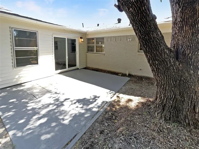 $270,000 | 2813 East 15th Street, Plano, TX 75074