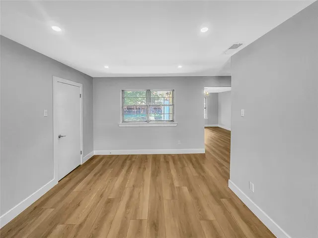 $270,000 | 2813 East 15th Street, Plano, TX 75074