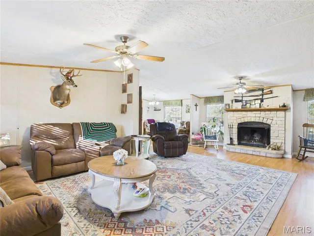 $185,000 | 210 Ripley Route, Fairdealing, MO 63939