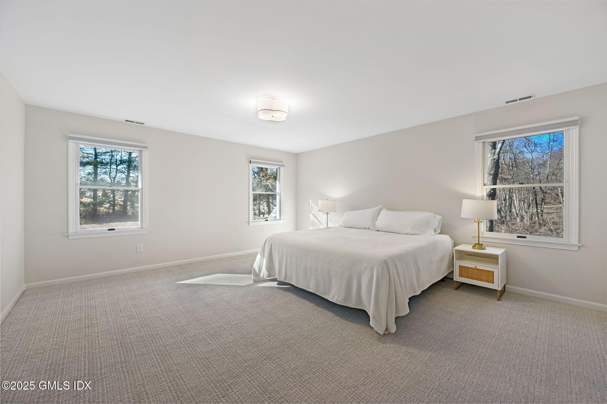 7 Roberta Lane Greenwich, CT 06830 - Photo 28 of 56 44-web-or-mls-7-roberta-ln