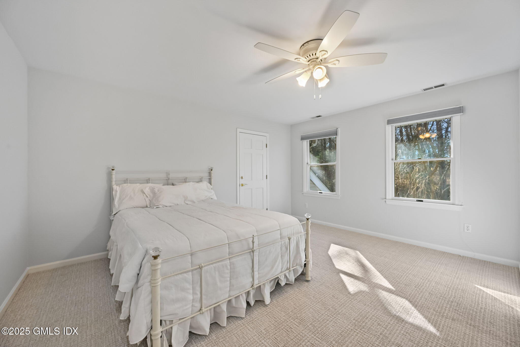 7 Roberta Lane Greenwich, CT 06830 - Photo 30 of 56 35-web-or-mls-7-roberta-ln