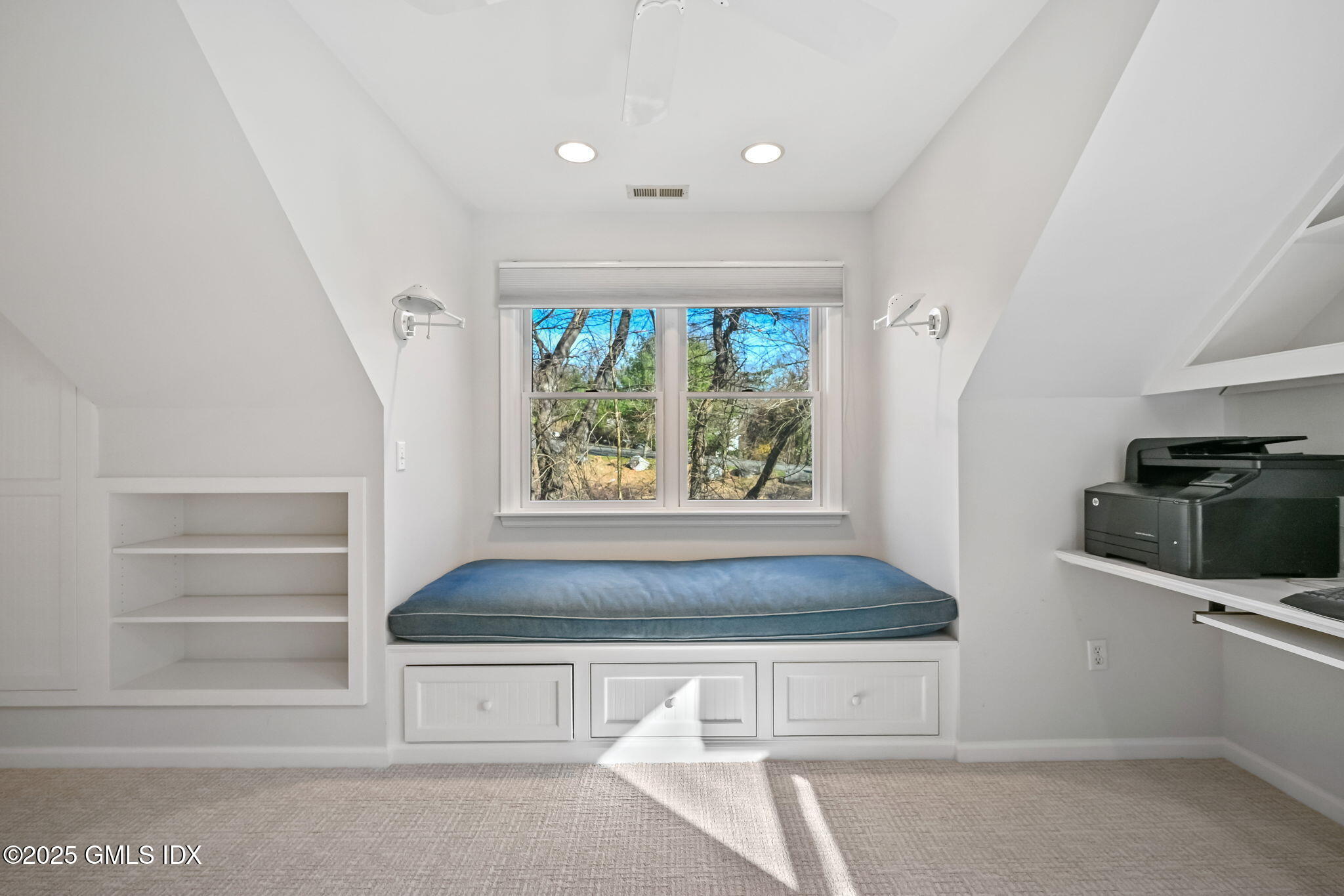 7 Roberta Lane Greenwich, CT 06830 - Photo 32 of 56 37-web-or-mls-7-roberta-ln