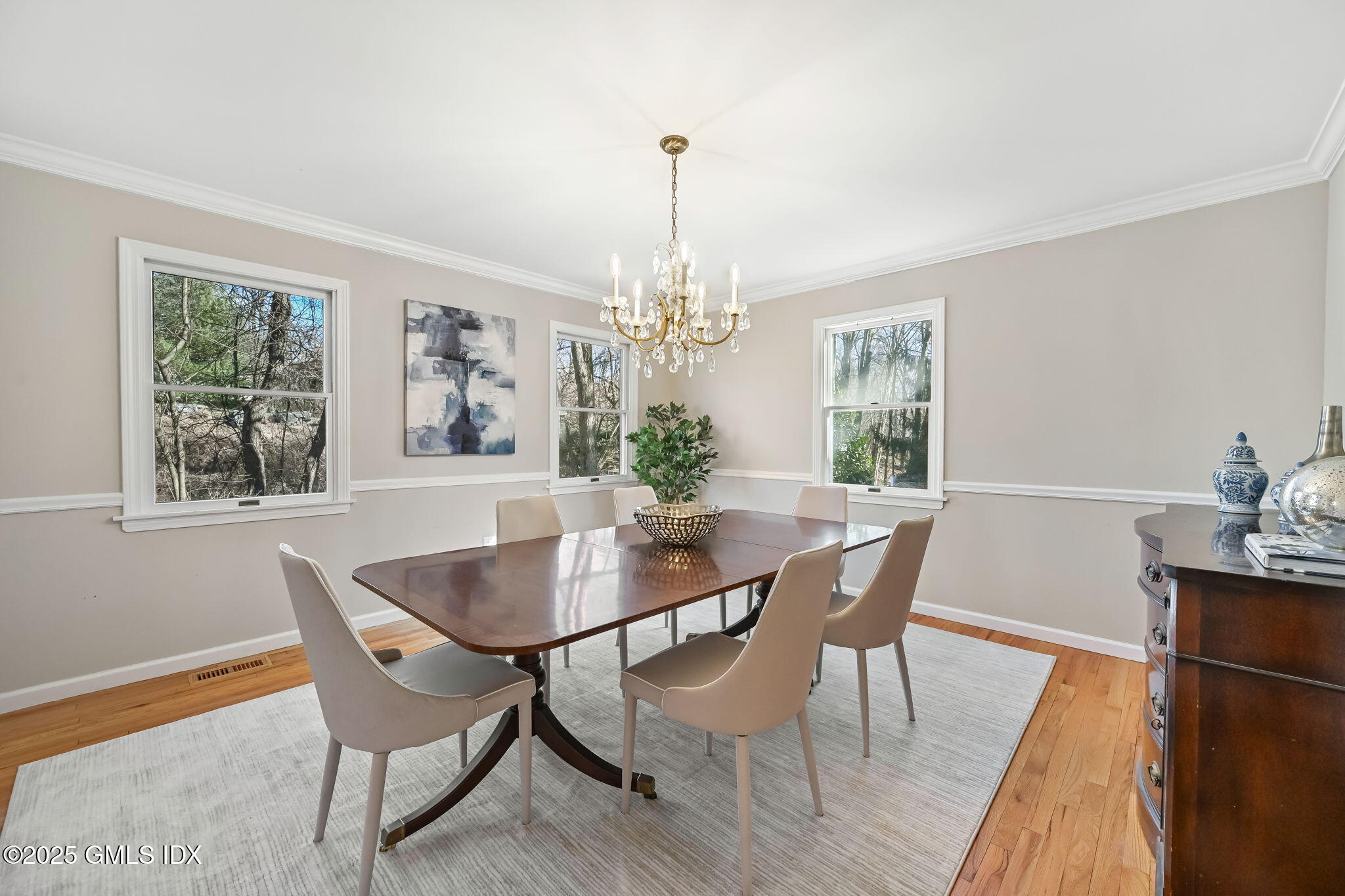 7 Roberta Lane Greenwich, CT 06830 - Photo 7 of 56 6-web-or-mls-7-roberta-ln