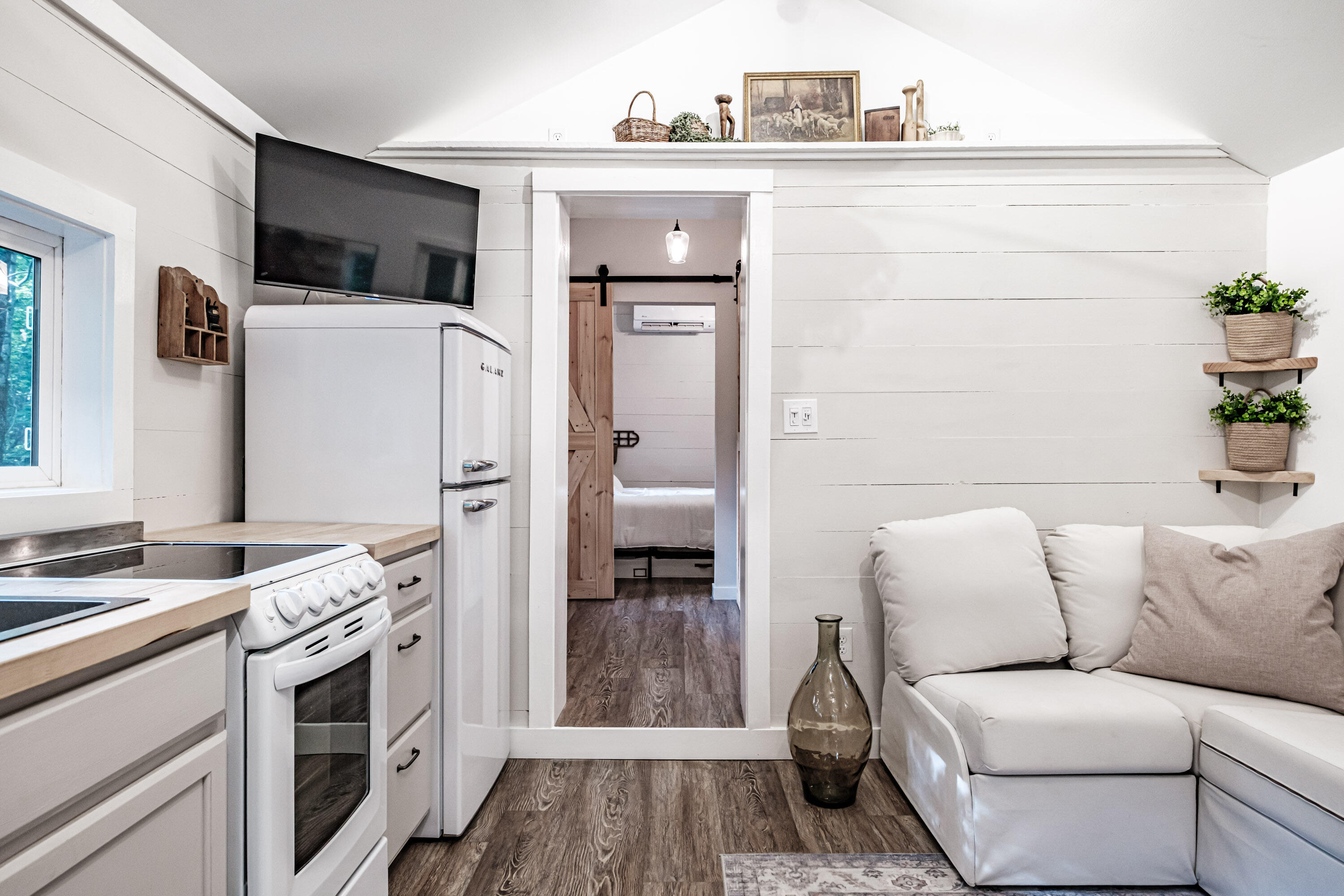 55 Crooked River Road Otisfield, ME 04270 - Photo 13 of 46 20260818gp-64018