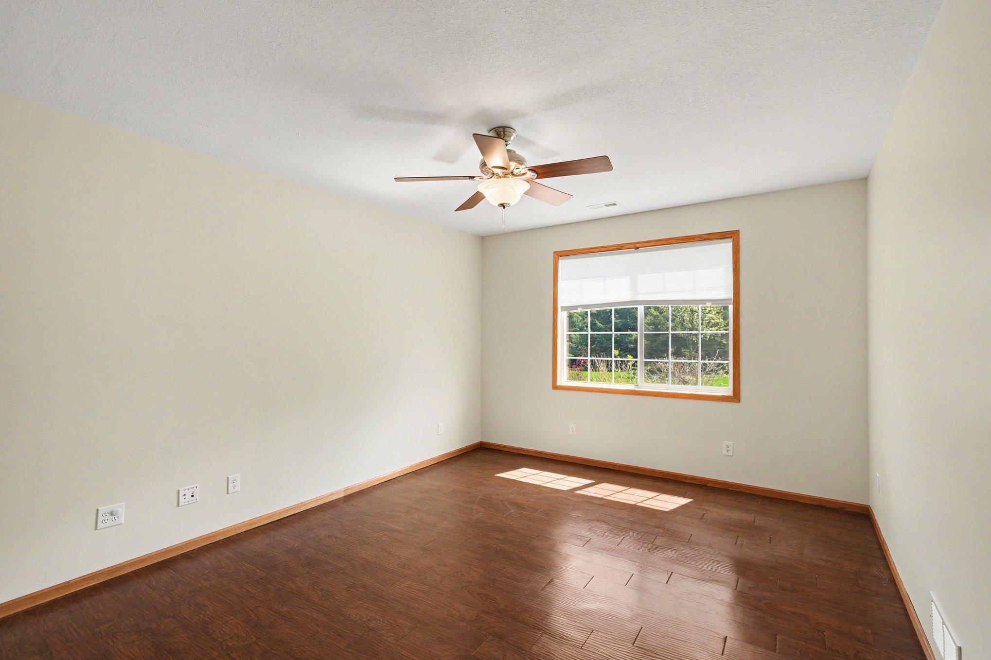 6094 Summit Curve South Cottage Grove, MN 55016 - Photo 35 of 60